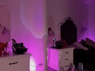 Valenmoon1  live sex cam