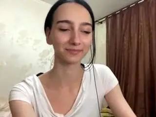 Evitasarconi  live sex cam