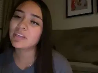 Julieee04  live sex cam