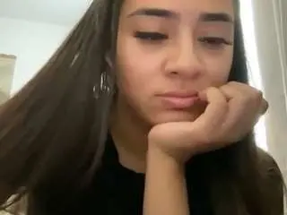 Julieee04  live sex cam