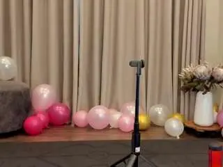 Lisa-babe  live sex cam