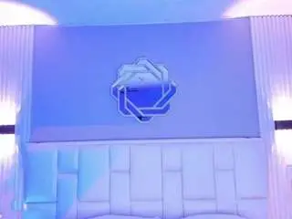 Nanaosaky  live sex cam
