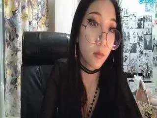 Janellewarnstaff  live sex cam