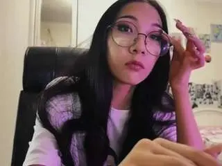 Janellewarnstaff  live sex cam