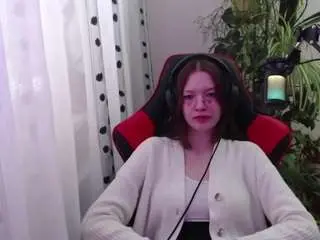 Karolinefrances  live sex cam