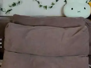 Lori-blossom  live sex cam