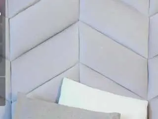 Miadixon69  live sex cam