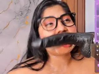 Mysticlatina  live sex cam