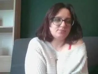 Sensualparis  live sex cam