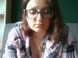 Sensualparis  live sex cam