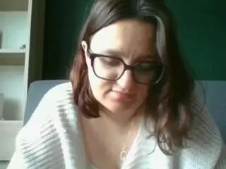 Sensualparis  live sex cam