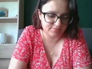 Sensualparis  live sex cam