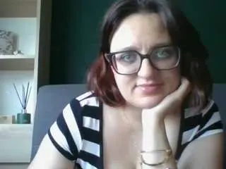 Sensualparis  live sex cam