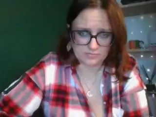 Sensualparis  live sex cam