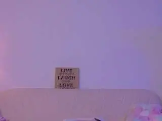 Bella-vixen  live sex cam