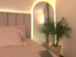 Foxy-boobs  live sex cam