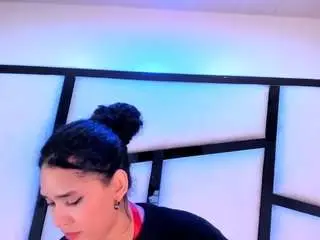 Lilithadams  live sex cam