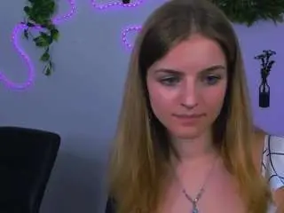 Prettyamyy  live sex cam