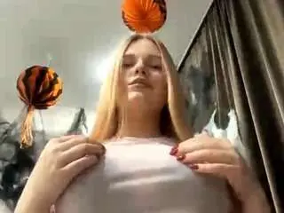 Princessivans  live sex cam