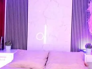 Jupiterfox  live sex cam