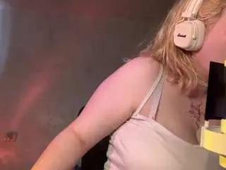 Particiamayol  live sex cam