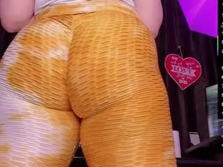 Raissasky  live sex cam