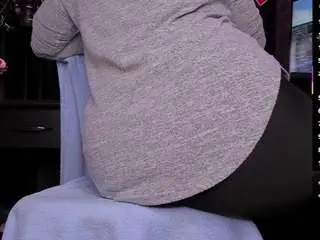 Raissasky  live sex cam