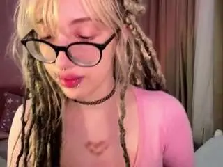 Rubyhill  live sex cam