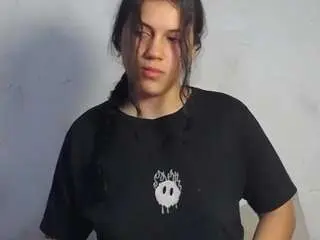 Softcutegirl  live sex cam