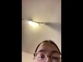Tressielough  live sex cam