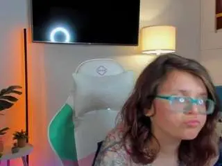 Ariell-mini  live sex cam