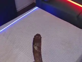 Blowoow  live sex cam