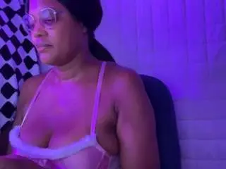 Jenkini  live sex cam