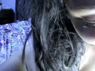 Linzeysmith4  live sex cam