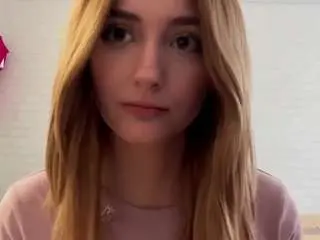 Paulettarenard  live sex cam