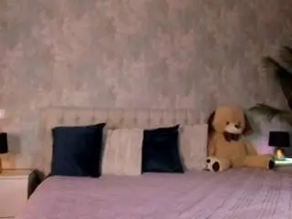 Raisagee1  live sex cam