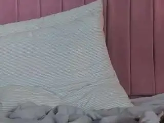 Scarlet-t  live sex cam