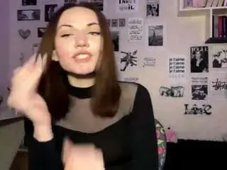 Viviennepederson  live sex cam