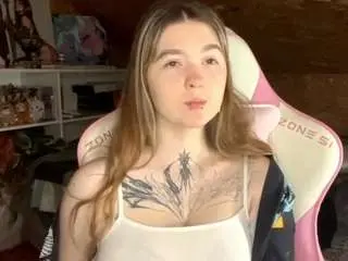 Euniceferracioli  live sex cam
