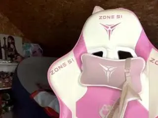 Euniceferracioli  live sex cam