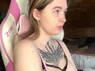 Euniceferracioli  live sex cam