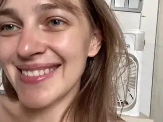 Latarshatoby  live sex cam