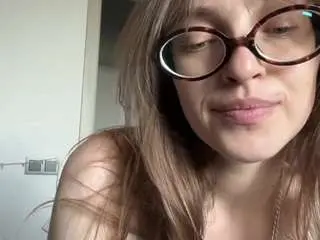 Latarshatoby  live sex cam