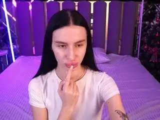Snowwhiteee  live sex cam
