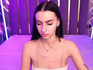 Snowwhiteee  live sex cam