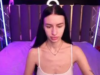 Snowwhiteee  live sex cam