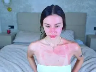 Snowwhiteee  live sex cam