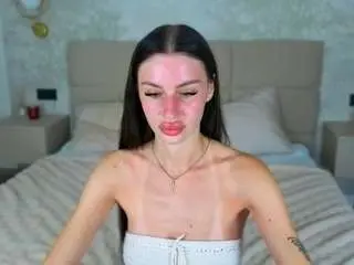 Snowwhiteee  live sex cam