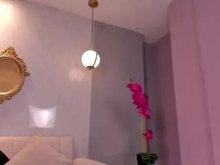 Katienolan  live sex cam