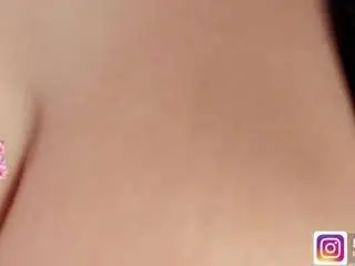 Kenay-fox  live sex cam